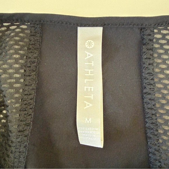 Athleta Yosemite Top Longsleeve Crewneck Women’s Medium Black Mesh Active - Picture 8 of 13